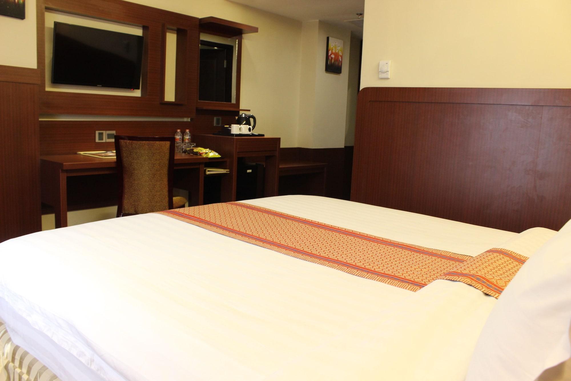 Hotel Best Western Plus Makassar Beach Extérieur photo