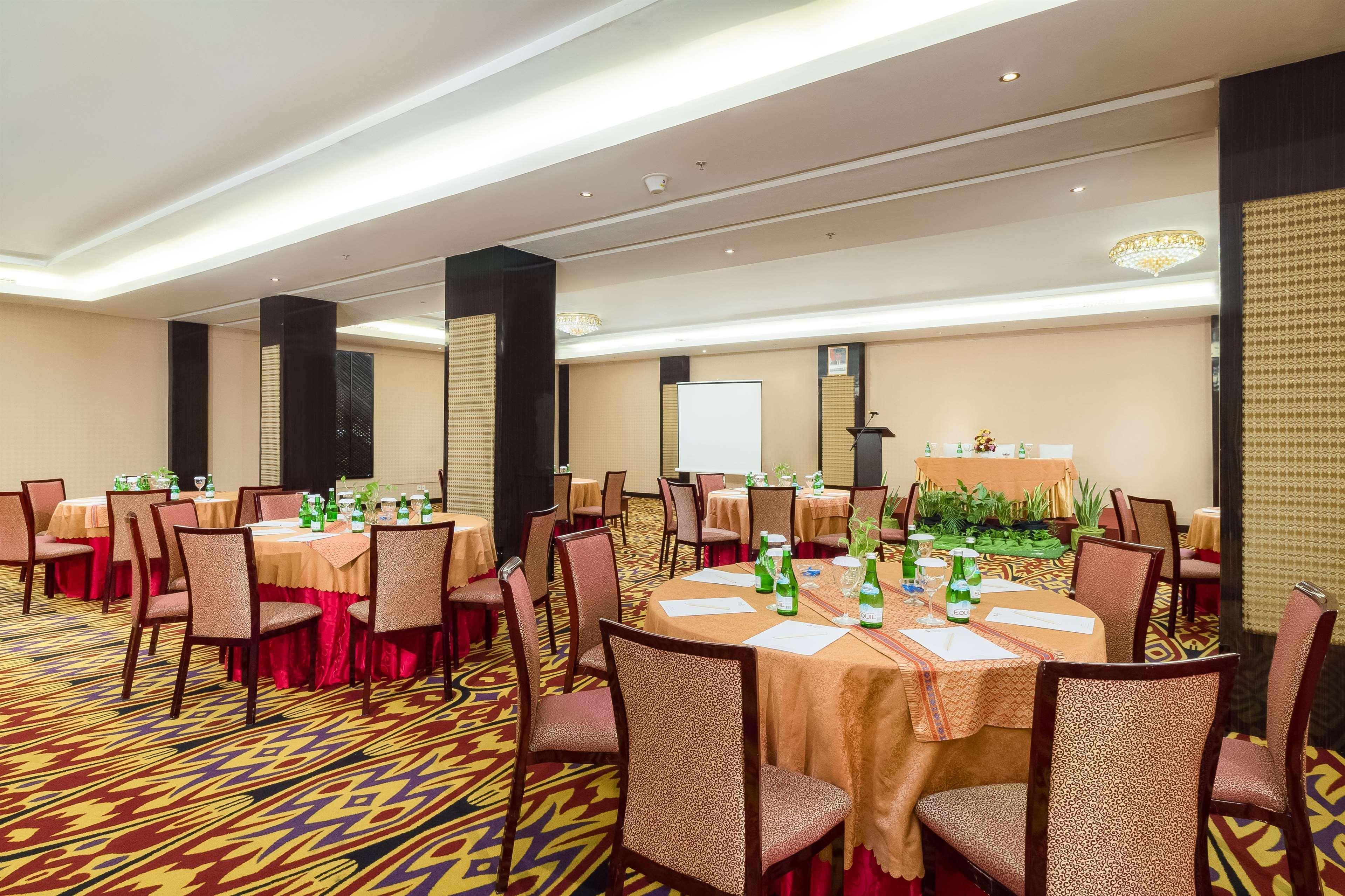 Best Western Plus Makassar Beach Extérieur photo